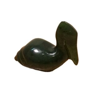 Vintage Jade Green Stone Pelican Bird Figurine Carved 2" Tall Shore Beach
